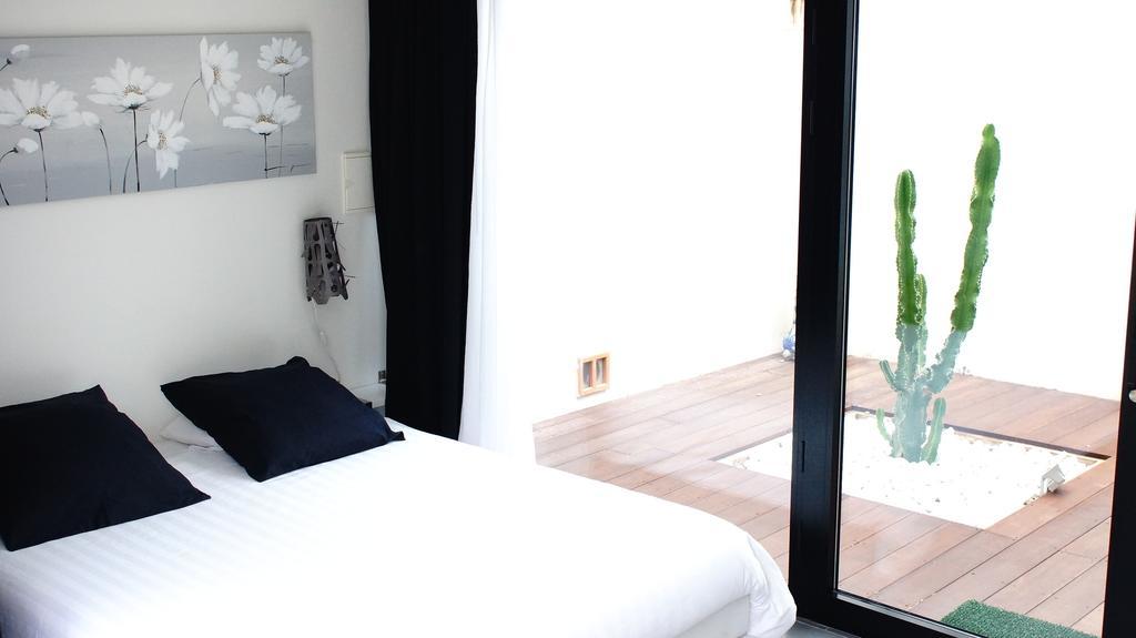 La Villa Blanche Sanary-sur-Mer Ruang foto