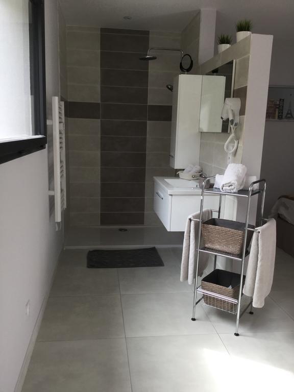 La Villa Blanche Sanary-sur-Mer Bagian luar foto
